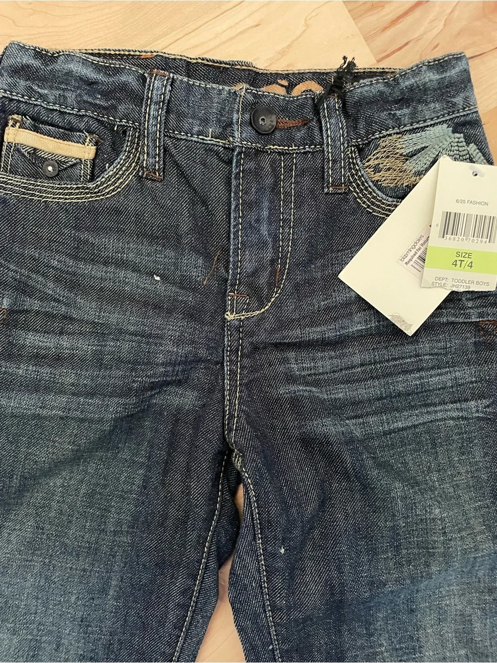 NWT Guess Premium Cliff Boot Cut Jeans Boys 4T Distressed Dark Wash